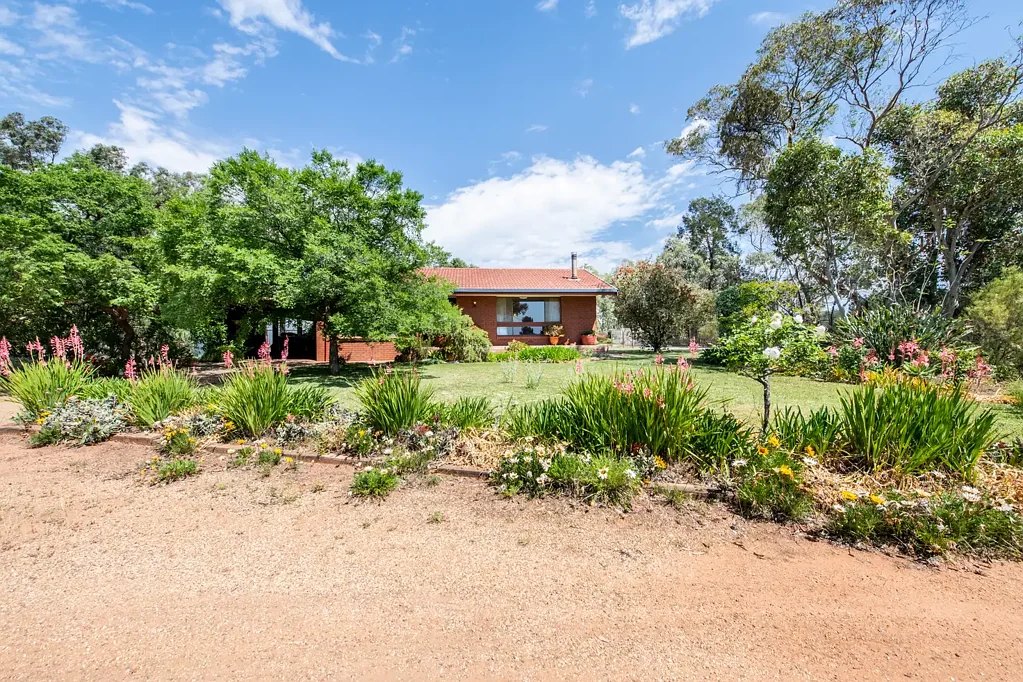Dubbo 5Kwarto "Grandview" - A Loved Country Escape!