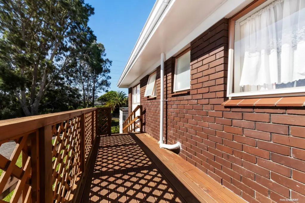 2/4 Landseer Place, Blockhouse Bay, Auckland City, Auckland
