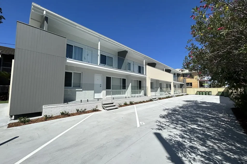 2 Bedroom 1 Bathroom Unfurnished Renovated Apartment
