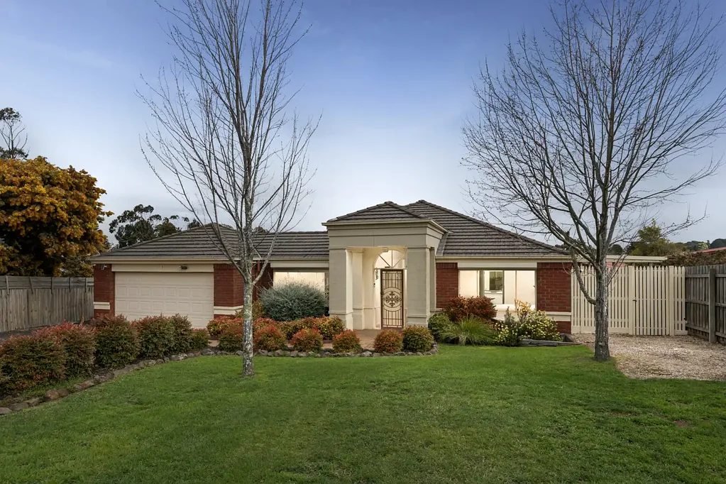 7 Lucern Close, Romsey, VIC 3434, 4 slaapkamers, 2 badkamers, House