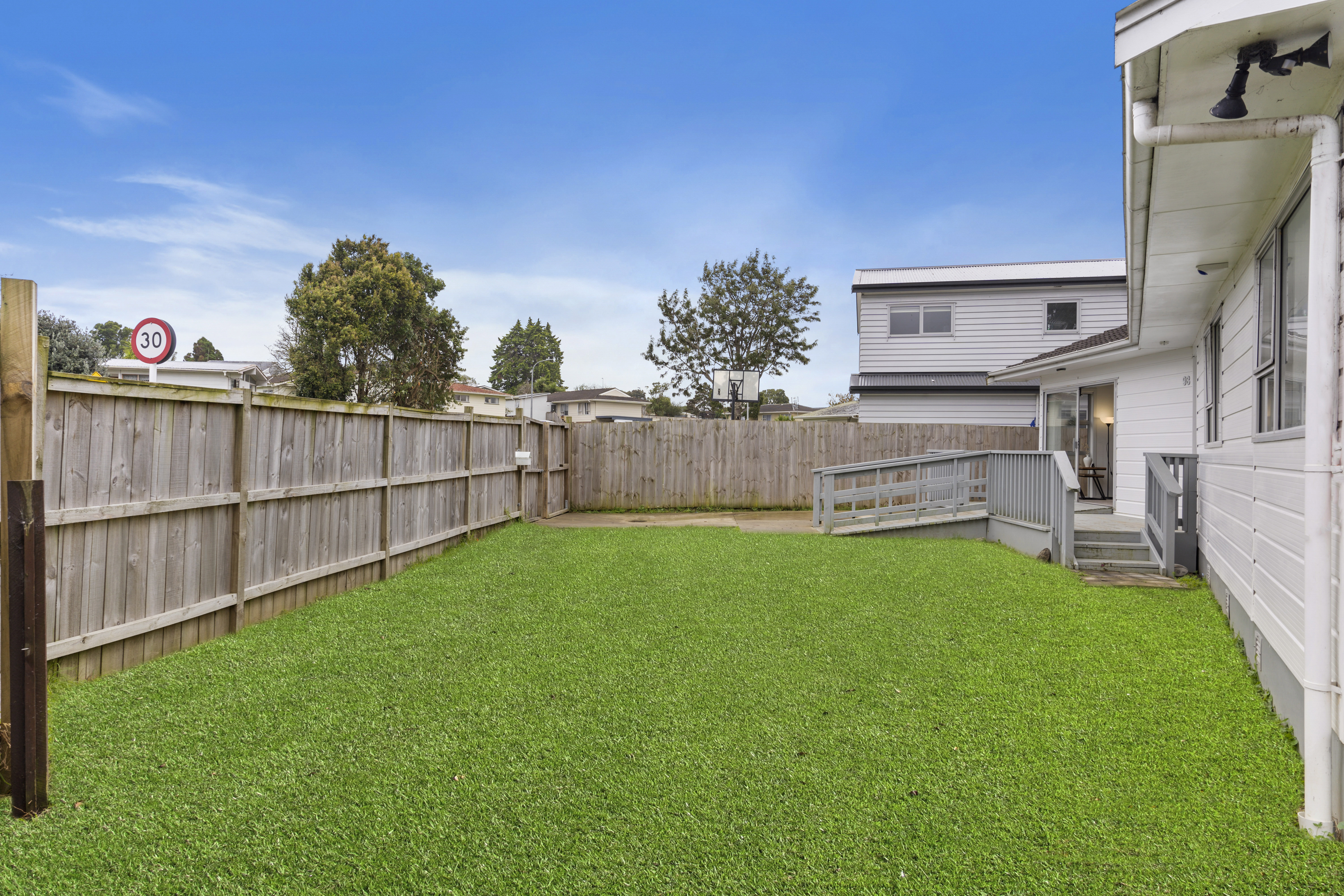 98 Thompson Terrace, Wattle Downs, Auckland - Manukau, 3 chambres, 1 salles de bain