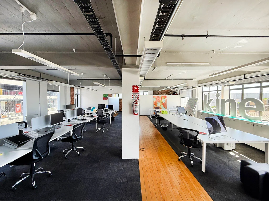 Newmarket BRIGHT BROADWAY OFFICE