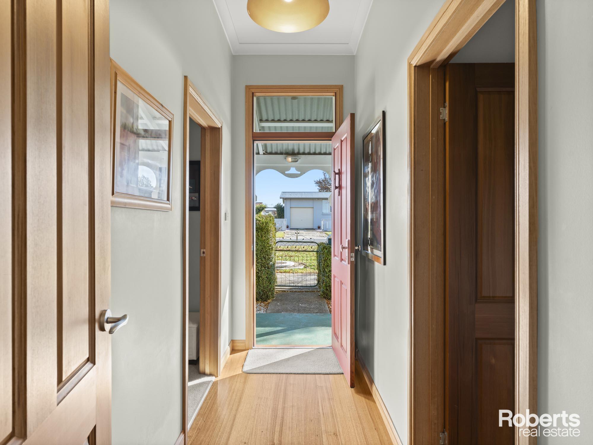 8 HENRY ST, SHEFFIELD TAS 7306, 0部屋, 0バスルーム, House