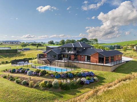 Te Awamutu 7房  Vendors have sights on another opportunity