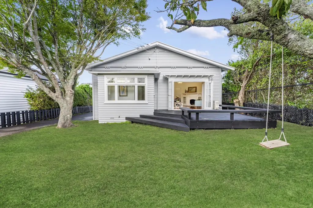 Onehunga 3 Bedroom Affordable In Onehunga - Make an Offer!
