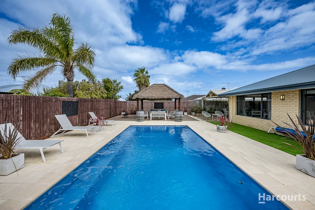 17 Mintaro Parade, Quinns Rocks, WA 6030