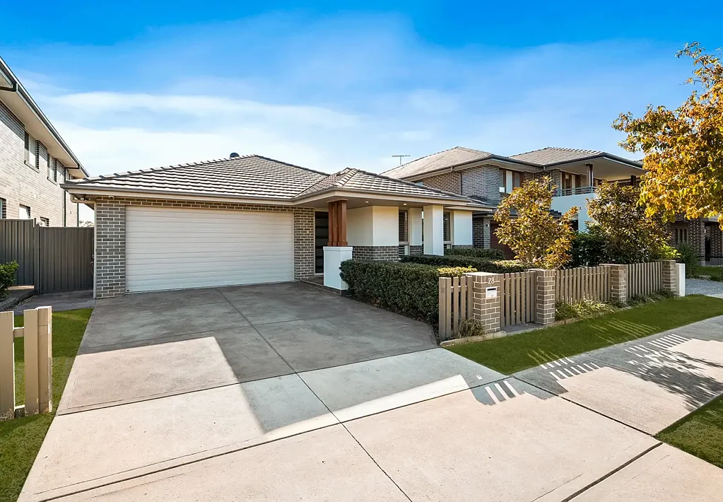28 Plumegrass Avenue, Denham Court, NSW 2565
