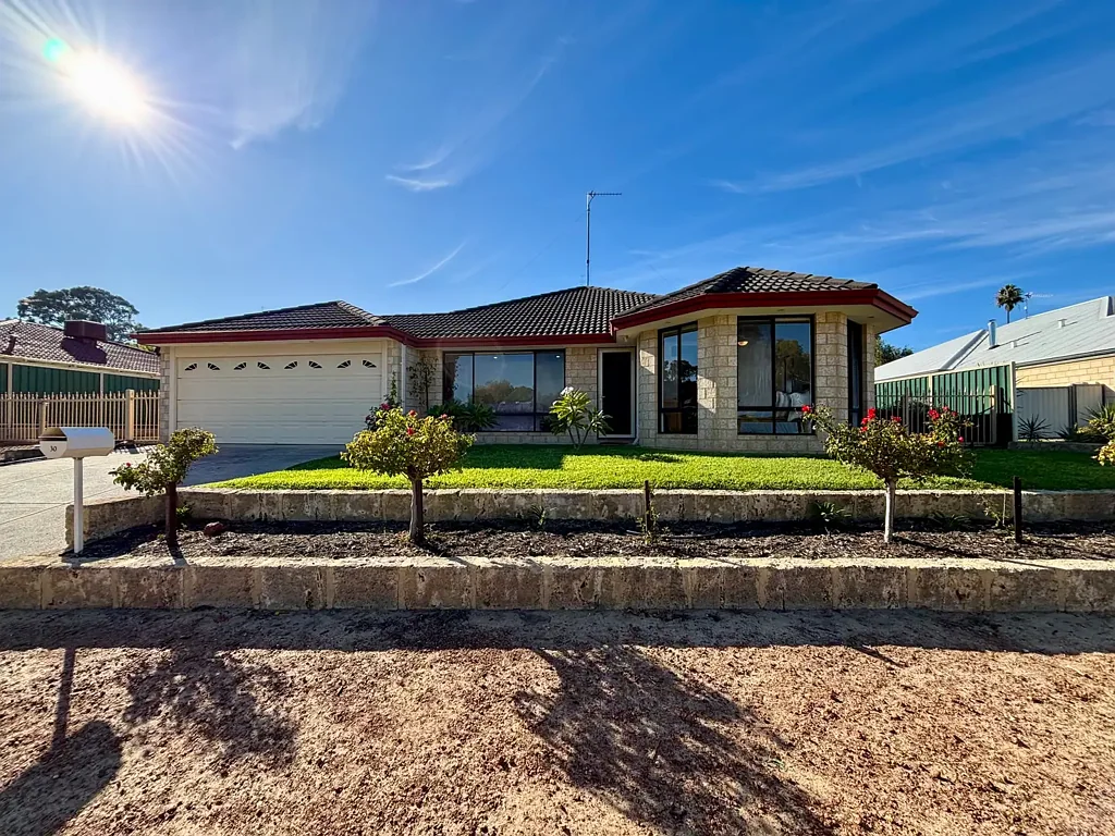 30 King Street, Waroona, WA 6215