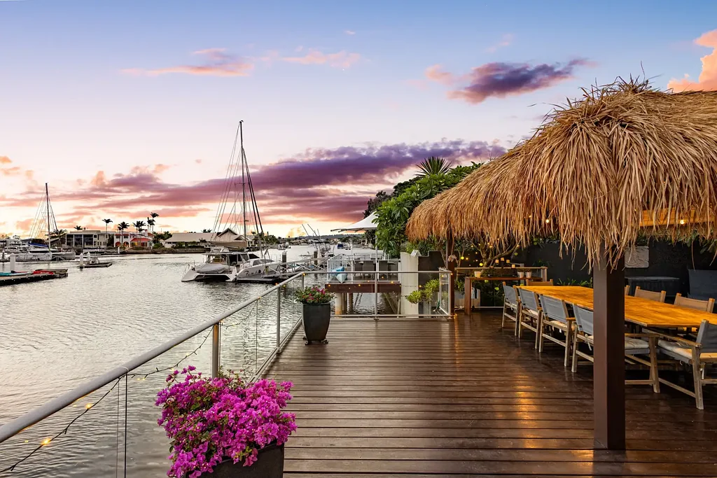Buddina 4Zimmer OUTSTANDING WATERFRONT HOME IN ARGUABLY BUDDINA’S MOST SOUGHT-AFTER ADDRESS!