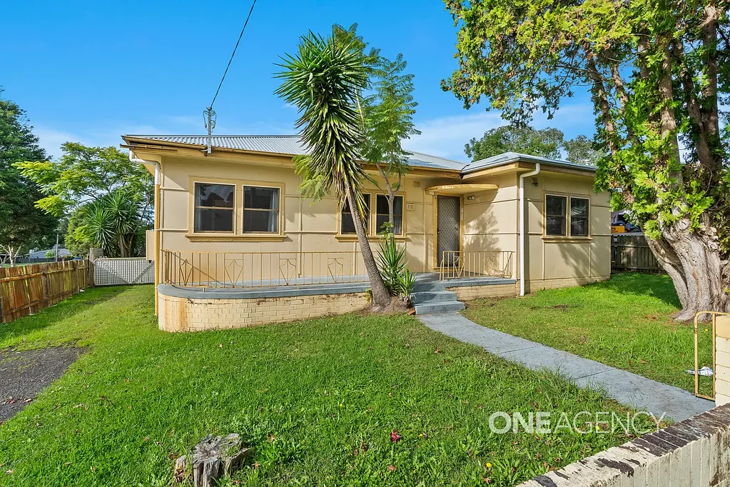 COSY 4-BEDROOM HOUSE IN NOWRA