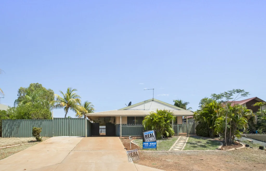 12 Miles Loop, Baynton, WA 6714