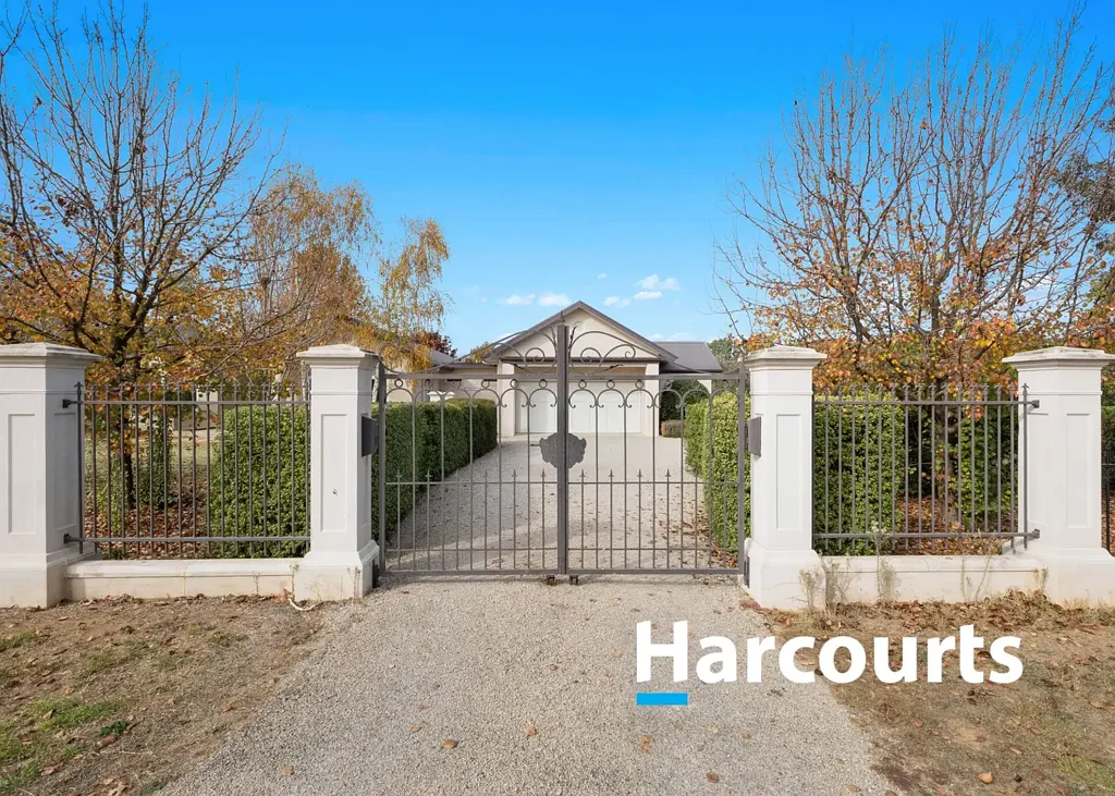 Waldara 3 Bedroom Modern Comfort and Timeless Style on an Acre of Serenity