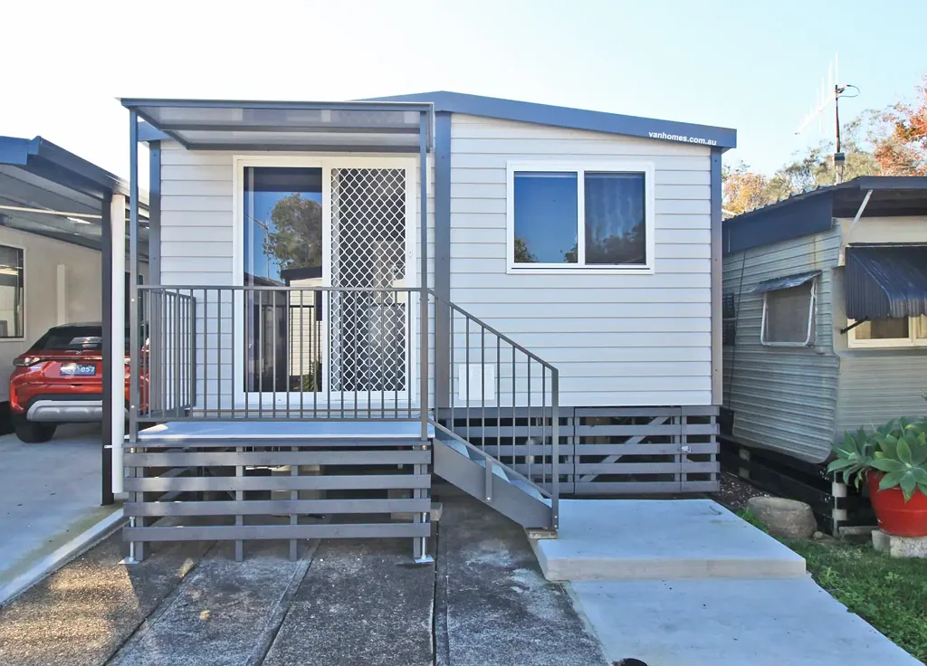 Laurieton 1房  BRAND NEW CABIN IN POPULAR PARK