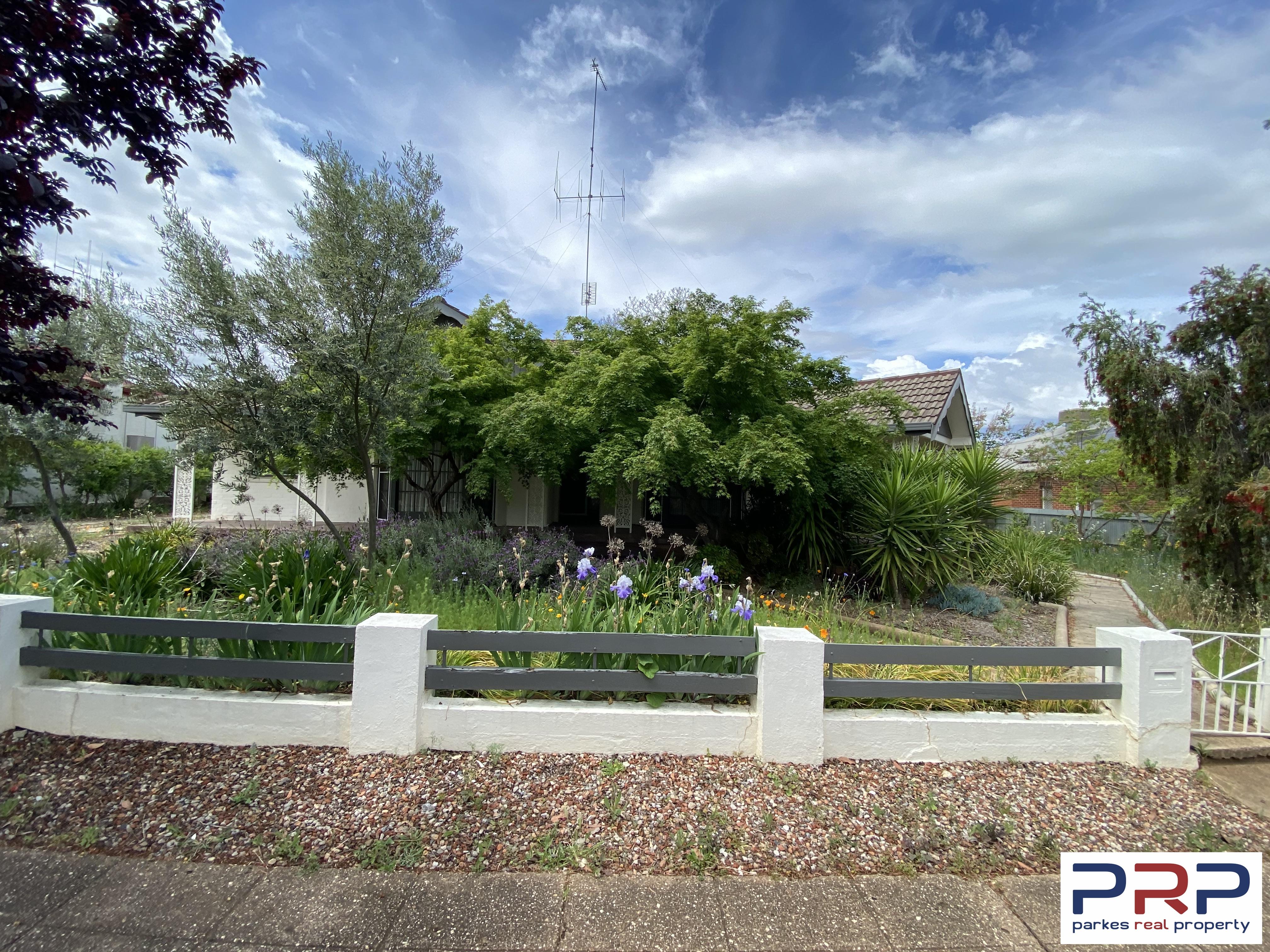 369-371 CLARINDA ST, PARKES NSW 2870, 0 phòng ngủ, 0 phòng tắm, House