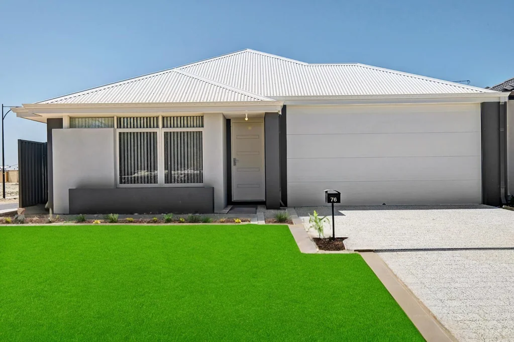 76 Aquamarine, Treeby, WA 6164