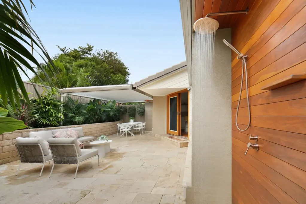 35/172 Barrier Reef Drive, Mermaid Waters, QLD 4218
