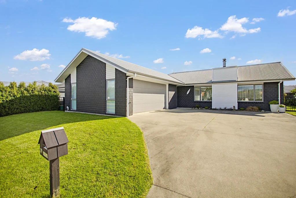 Whitianga 3Phòng ngủ FAMILY HOME. WOODFIRE. FENCED. TOP STREET.