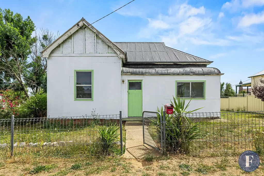 37 Swift Street, Harden, NSW 2587