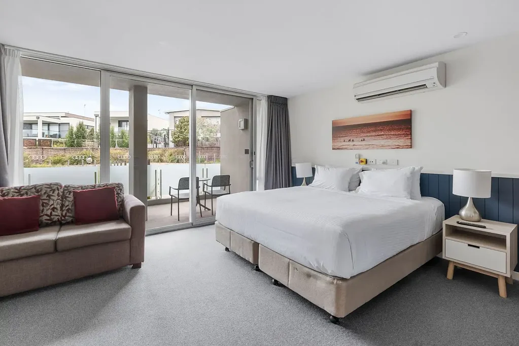 Torquay 2Zimmer Two Premium Oceanfront Units – One Exceptional Offering