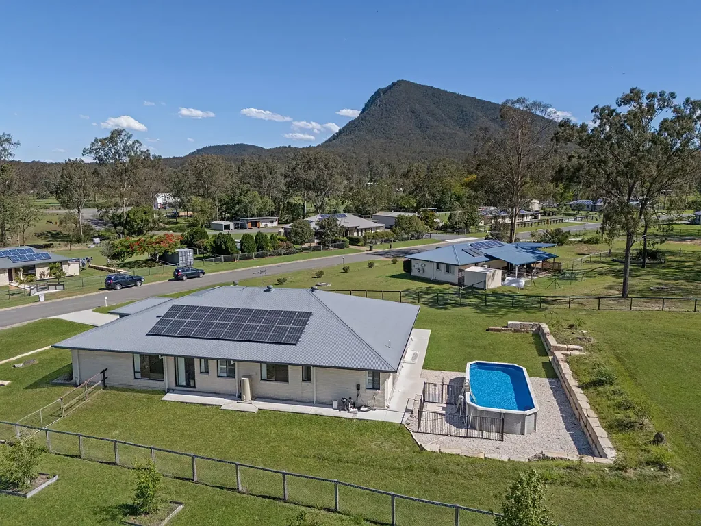 16 Duncan Drive, Aratula, QLD 4309