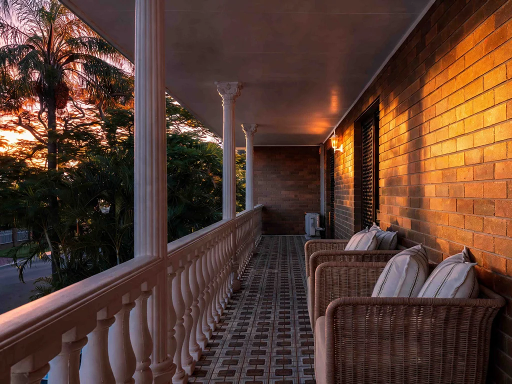 Robertson 5ห้องนอน A Grand Family Home that was Crafted to Last a Lifetime