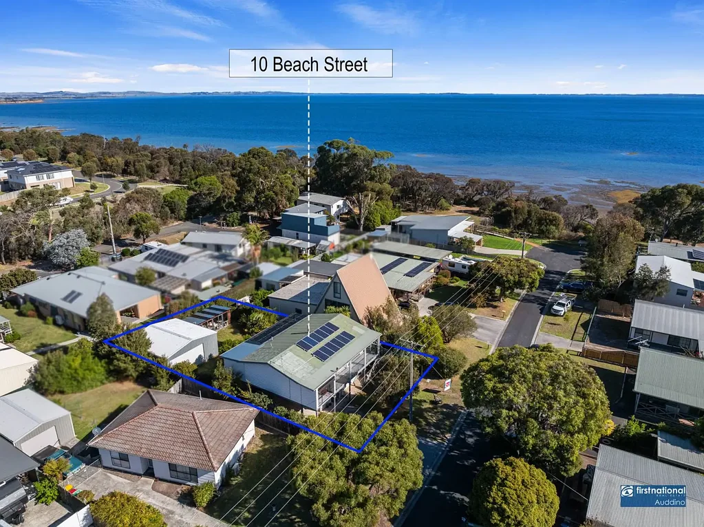 10 Beach Street, Corinella, VIC 3984