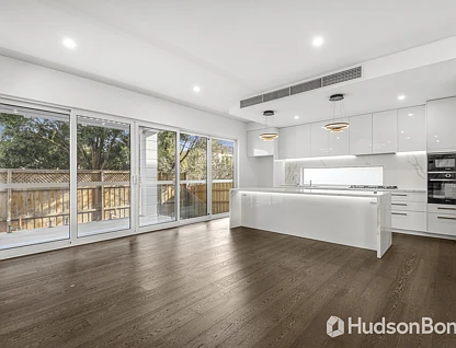 2/233 Balwyn Road, Balwyn North, Inner East Melbourne, 4 Bedrooms, 4 Bathrooms, House