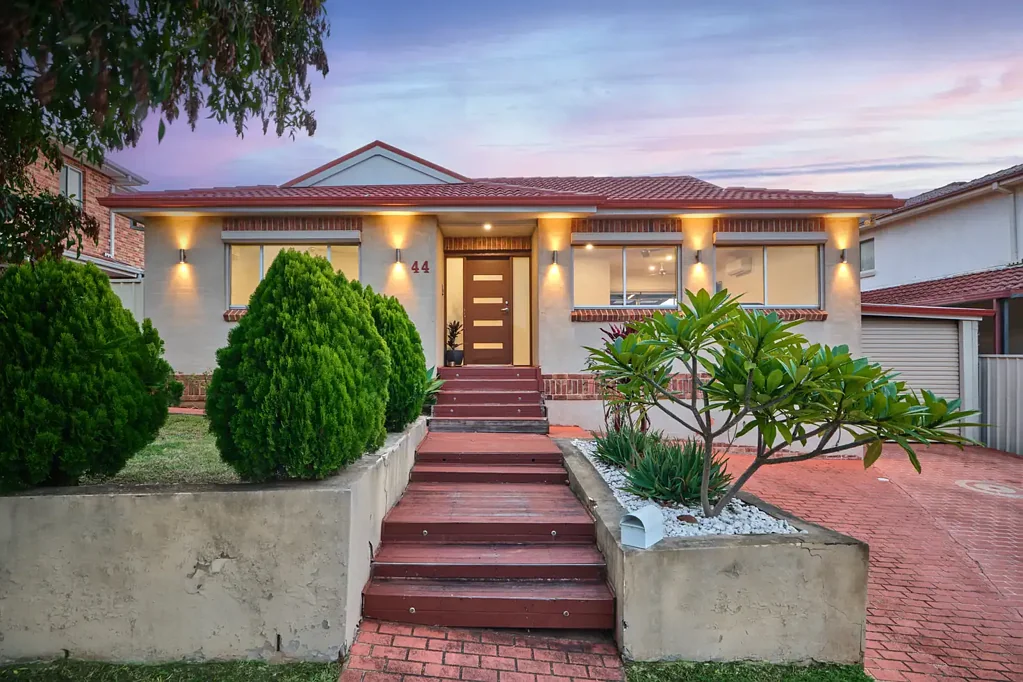 Edensor Park 3Habitaciones Built for Family, Made for Entertaining.