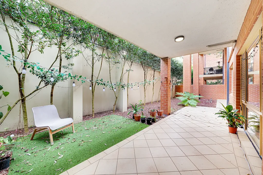 Oversized and Sundrenched Two Bedroom Unit in Heart of Lane Cove