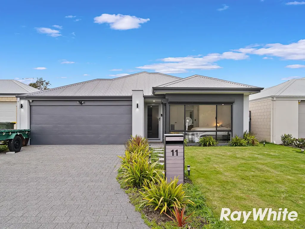 11 Stringybark Loop, Coodanup, WA 6210
