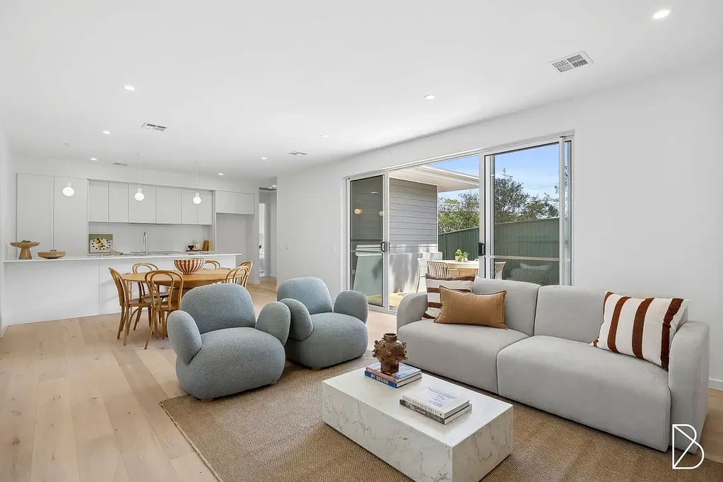 Mawson 4બેડરૂમ Multi Generational Living  - self-contained one bedroom unit within