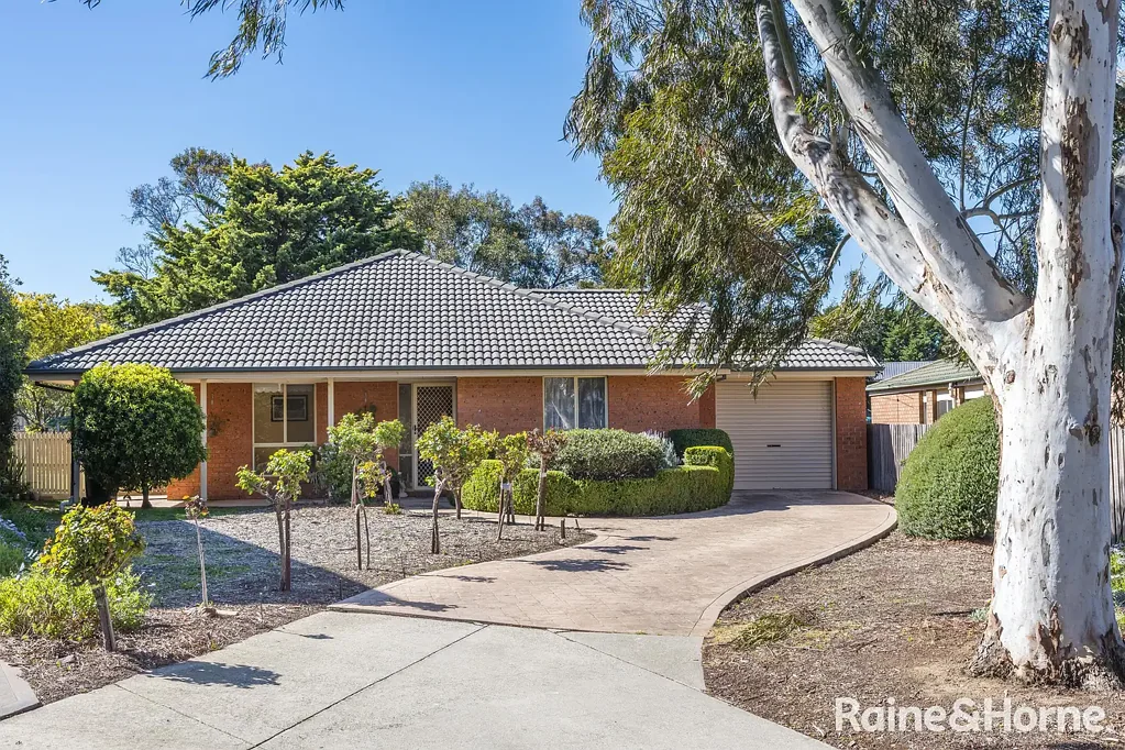 Riddells Creek 3 Slaapkamer Peaceful Court Living on 922m² (Approx.) - Walk to Everything!