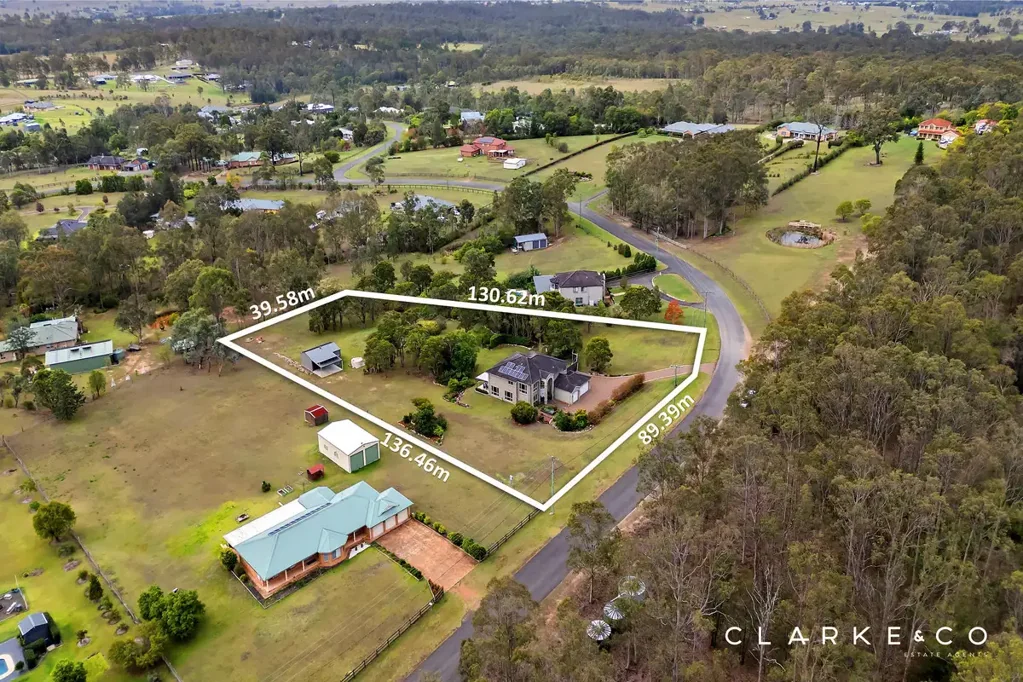 Branxton 5房  GRAND FAMILY LIVING WITH SWEEPING MOUNTAIN VIEWS!
