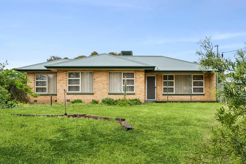 5 Gilbert Avenue, Pinnaroo, SA 5304