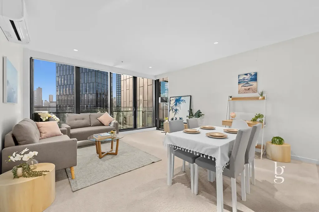 Southbank 2침실 Sky-High Platinum Tower Excellence With Sunny CBD Views