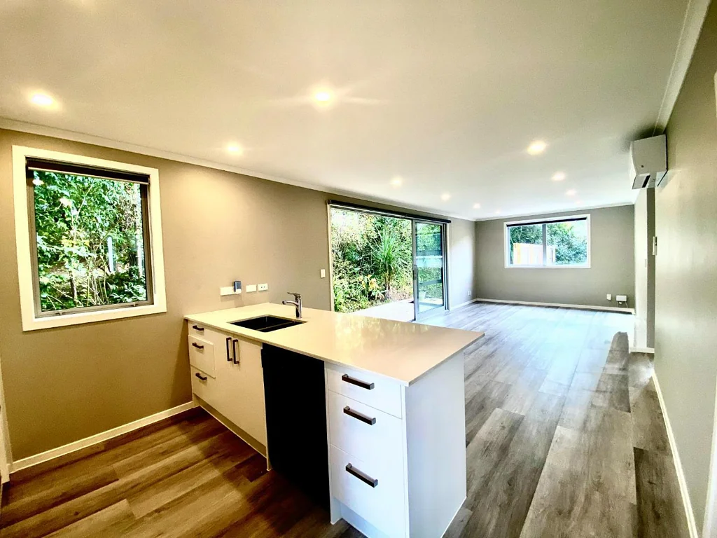 Modern and tidy two-bedroom home in Red Beach