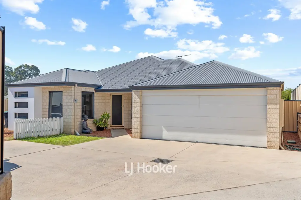 8B Simpson Street, Collie, WA 6225