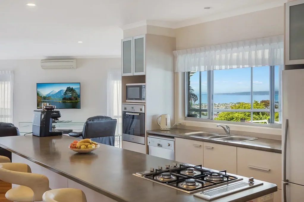 Mirador 3침실 Single Level Home with Ocean Views