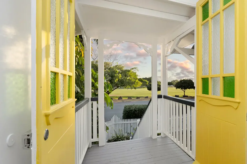 West End 5 Bedroom WEST END Parkfront Queenslander Living - Space, Charm & Sunset Views