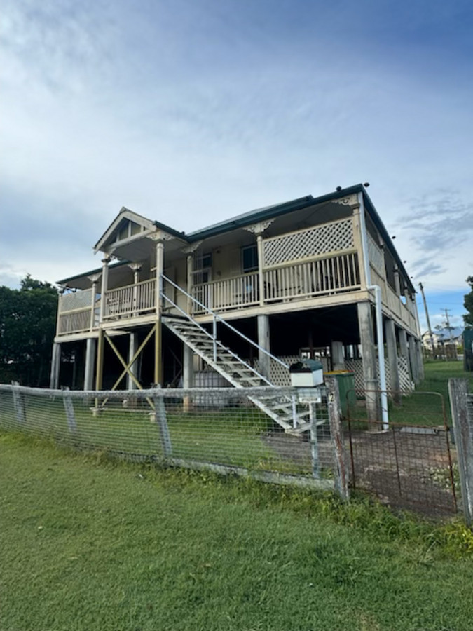 2 WYNDHAM ST, NORTH IPSWICH QLD 4305, 0 રૂમ, 0 બાથરૂમ, House