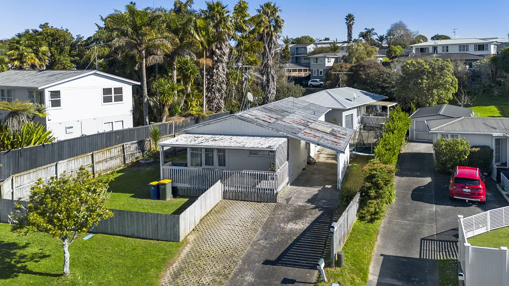 48 & 48A Lauderdale Road, Birkdale, North Shore City, Auckland