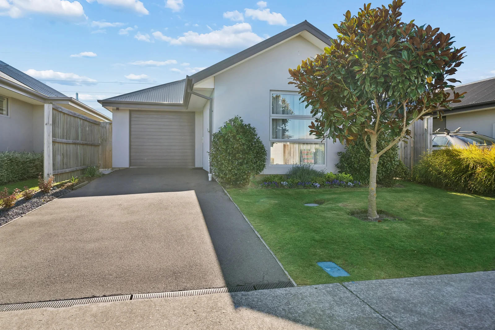 Rangiora 3침실 Modern, easy living in a peaceful setting