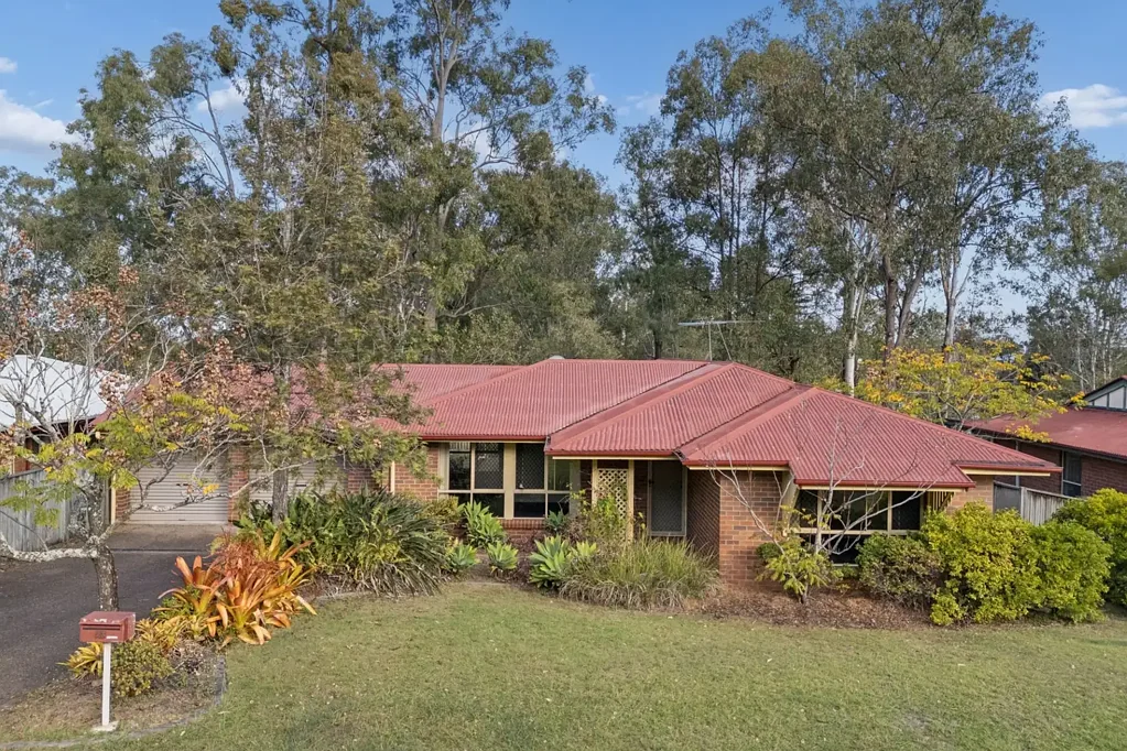 North Ipswich 4Kwarto Quiet, Spacious Living in a Convenient Location