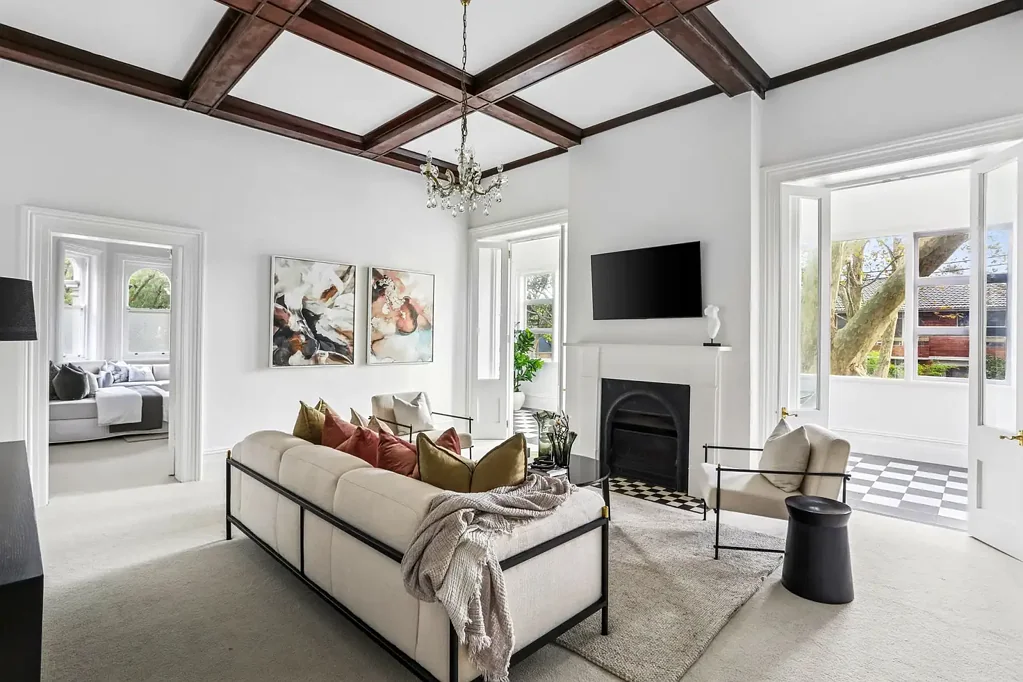 2/21 Trelawney Street, Woollahra, NSW 2025