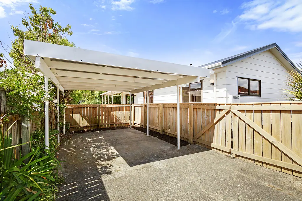 52A Cambridge Terrace, Waiwhetu, Lower Hutt, Wellington