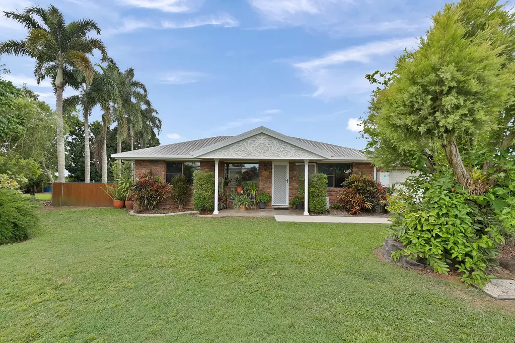 Marian 3房  Beautiful family home with a shed!