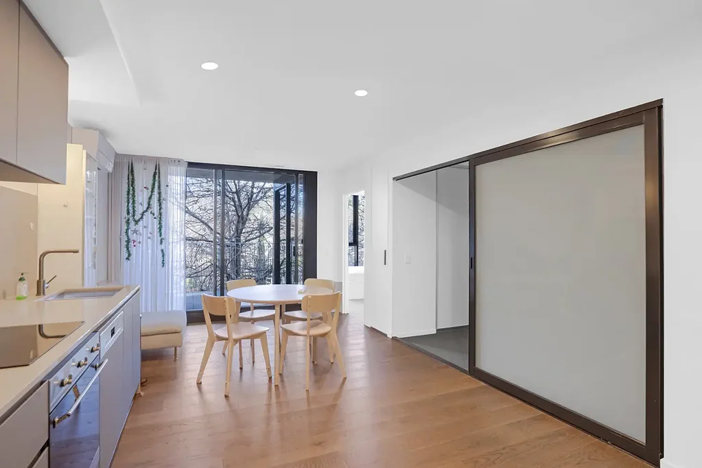 City Living, Perfected – Fully Furnished Apartment