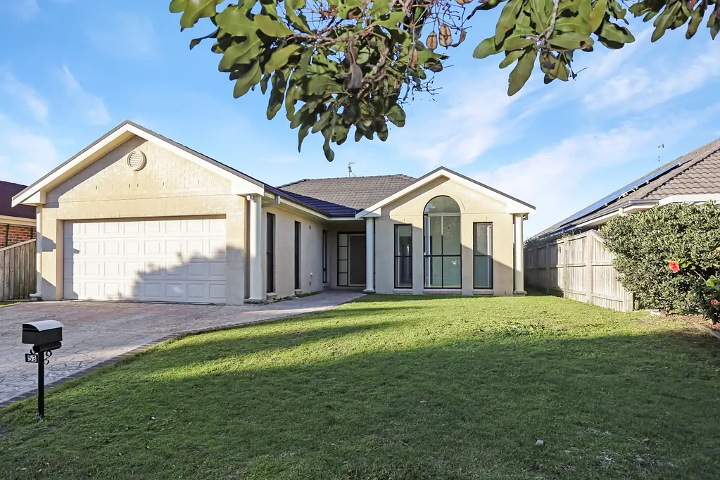 3 bedroom home in Myall Quays Tea Gardens available for rent
