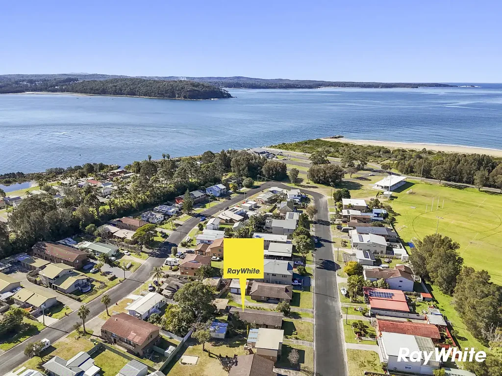 Batemans Bay 2房  Coastal Living Just 300m from the Beach