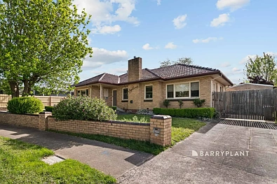 Warragul 4कमरा THE QUEEN ON PRINCESS STREET - SPACE, STYLE & SOPHISTICATION